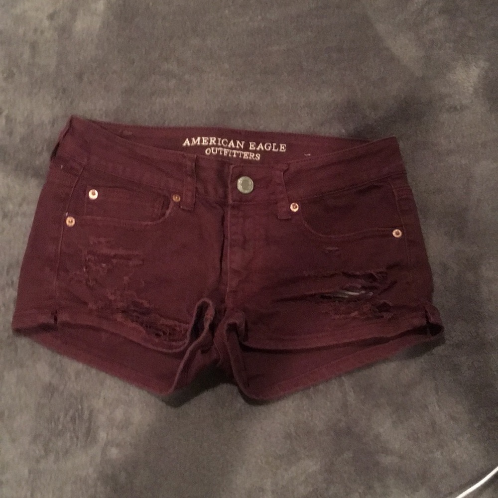 American Eagle burgundy shorts